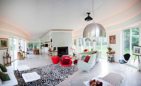 Prairie Glass House
