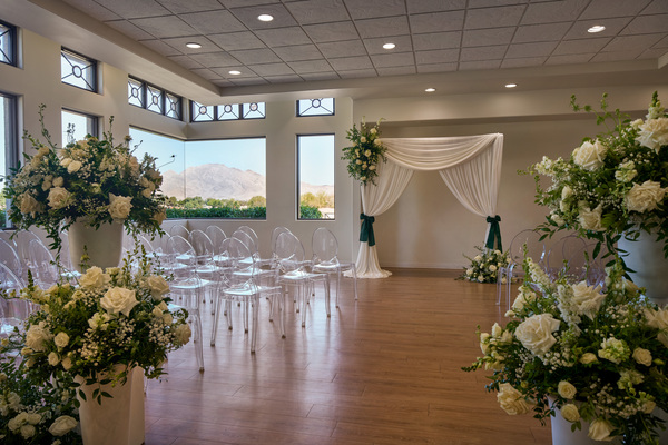 Stallion Mountain by Wedgewood Weddings