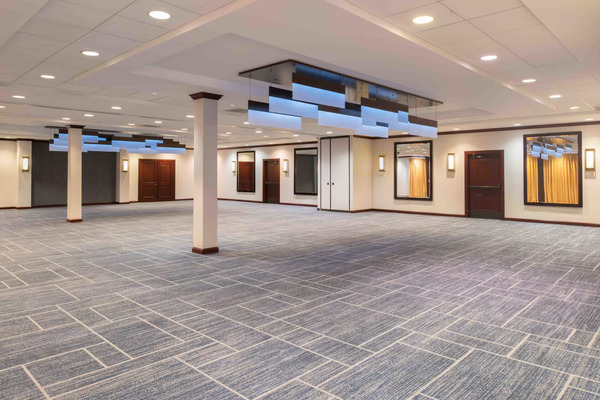 DoubleTree by Hilton Hotel San Francisco Airport