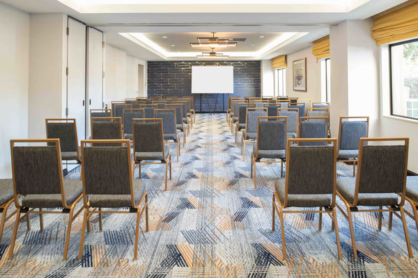DoubleTree by Hilton Hotel San Francisco Airport