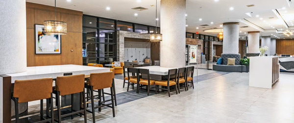 DoubleTree by Hilton Tulsa - Warren Place