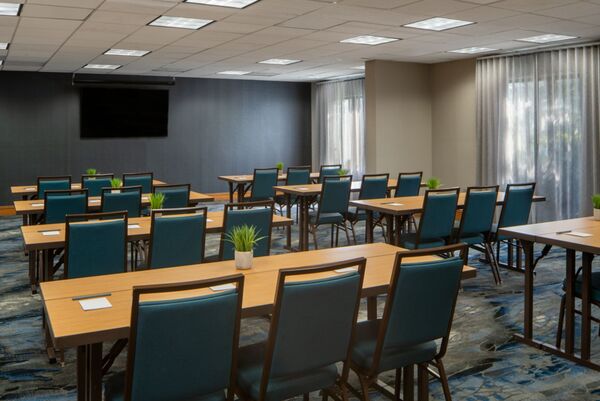 Fairfield by Marriott Inn & Suites Atlanta Airport South/Sullivan Road