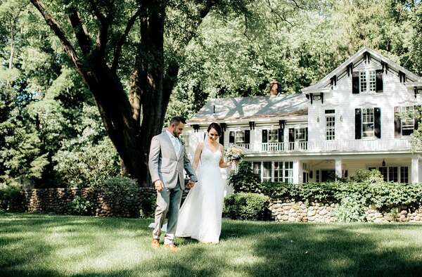 River Stone Manor