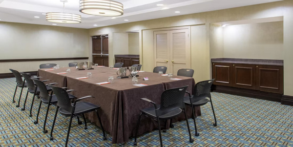 Crowne Plaza St. Louis Airport