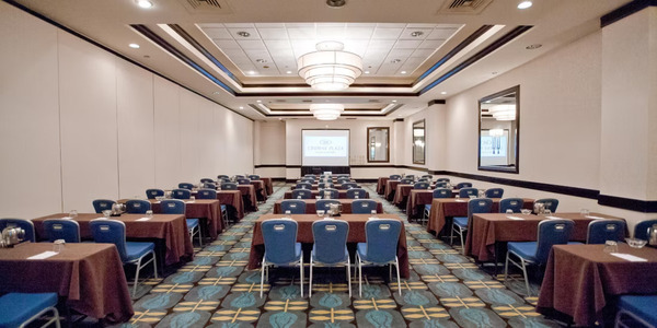 Crowne Plaza St. Louis Airport