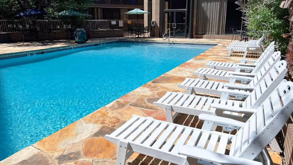 MCM Elegante Hotel Odessa