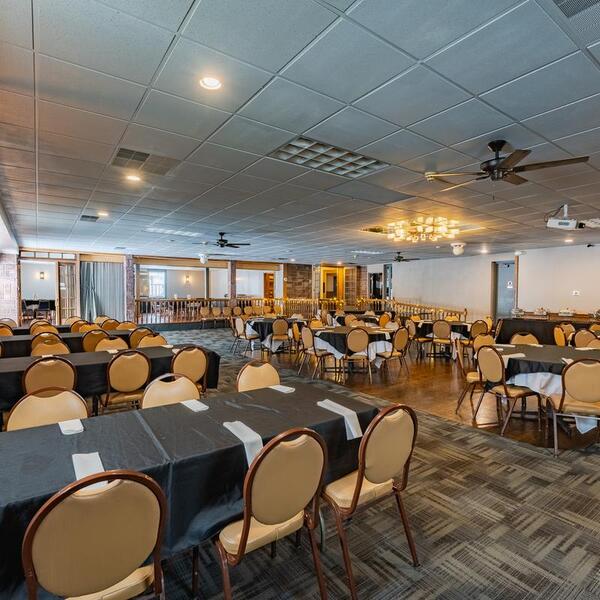 Magruders Pub and Banquets