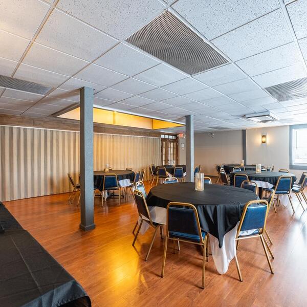 Magruders Pub and Banquets
