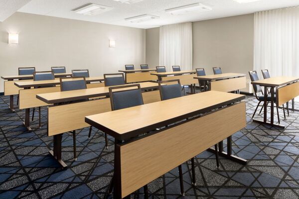 Courtyard by Marriott Little Rock West