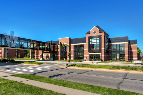 Grand View University, Kent L. Henning Student Center