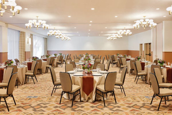 Graduate Hotel by Hilton Tucson