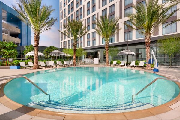 The Viv Hotel Anaheim, a Tribute Portfolio by Marriott