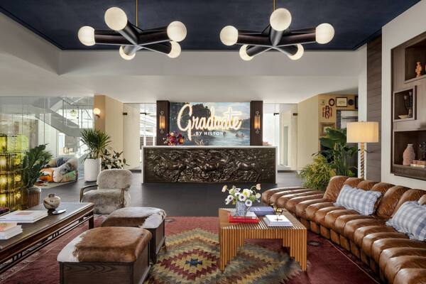 Graduate by Hilton Dallas