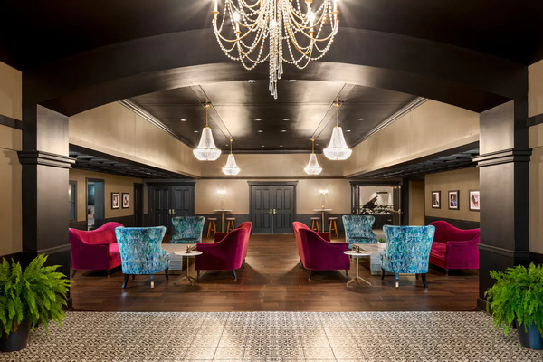 The Highlander Hotel
