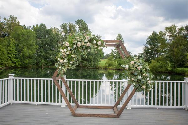 Grove Vineyards & Winery