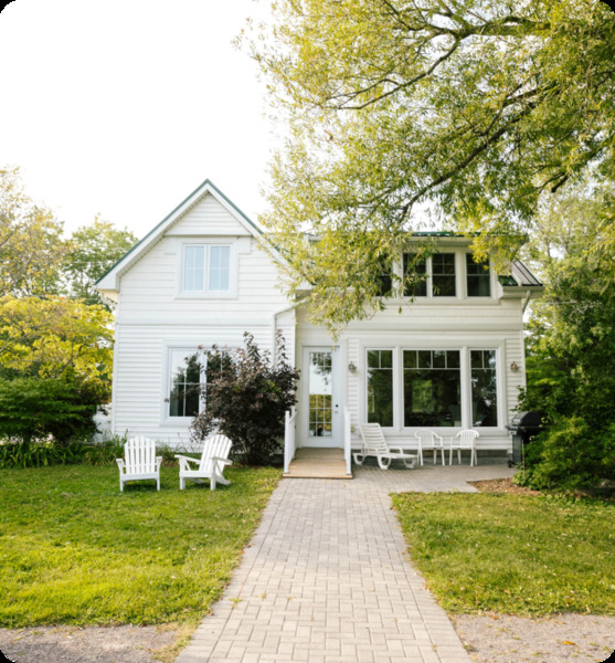 Elmhirst's Resort