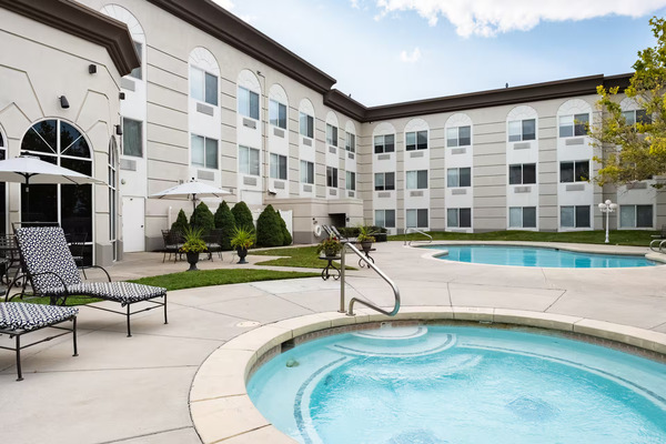 Hampton Inn & Suites Salt Lake City Airport