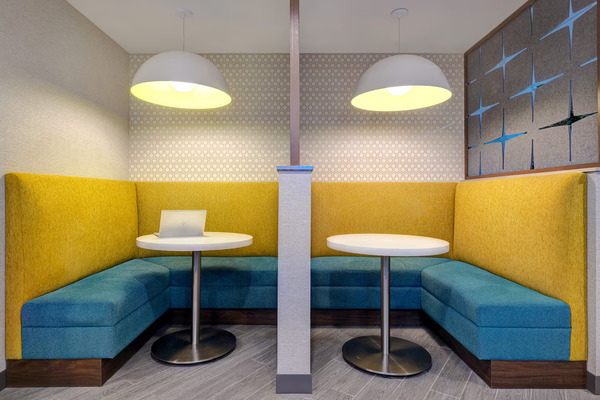 Hampton Inn & Suites Marina