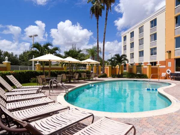 Holiday Inn Express Miami Airport Doral Area by IHG