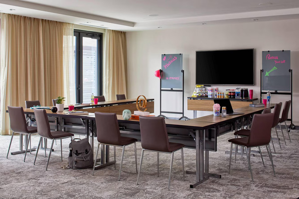 Moxy Atlanta Midtown by Marriott