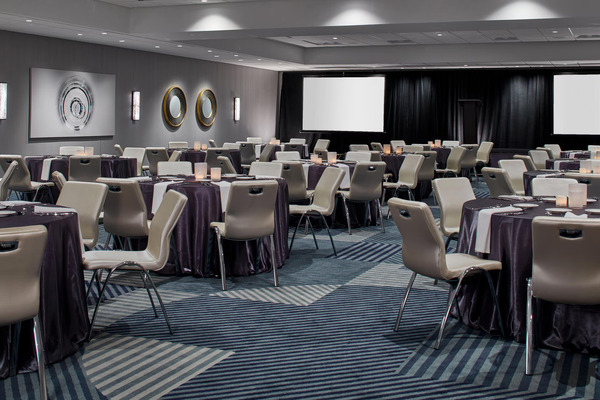 Le Meridien St. Louis Clayton