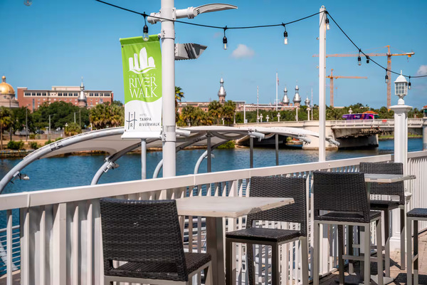 Hotel Tampa Riverwalk