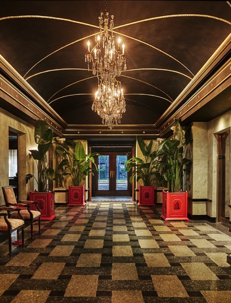 Pontchartrain Hotel