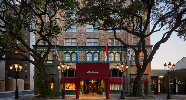 Pontchartrain Hotel