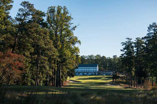 Mid Pines Inn & Golf Club