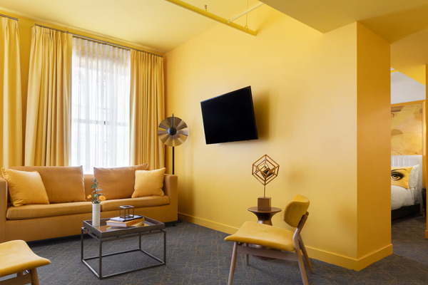 Angad Arts Hotel St. Louis
