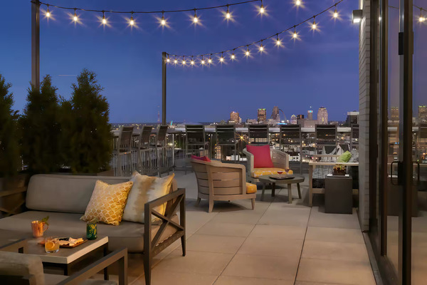 Angad Arts Hotel St. Louis