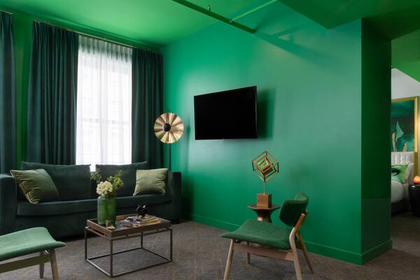 Angad Arts Hotel St. Louis