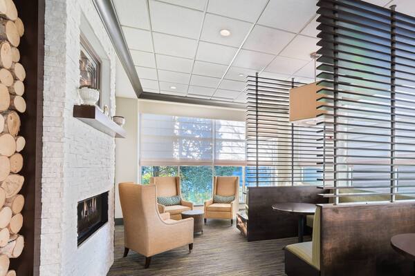 Hilton Garden Inn Westbury