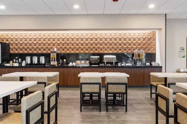 Wingate by Wyndham Geneva at Spire Academy