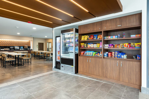 Wingate by Wyndham Geneva at Spire Academy