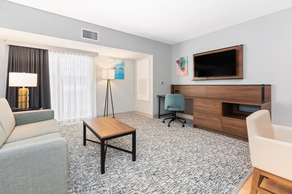 Wingate by Wyndham Geneva at Spire Academy