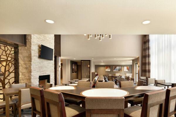 Homewood Suites by Hilton Portland Airport