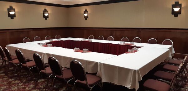 The Glenmore Inn & Convention Centre