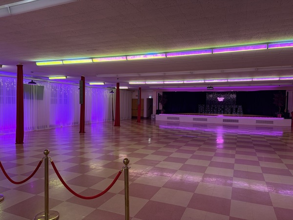 Magenta Dance Place