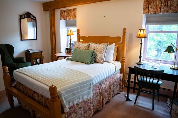 Maple Hill Farm Inn and Conference Center