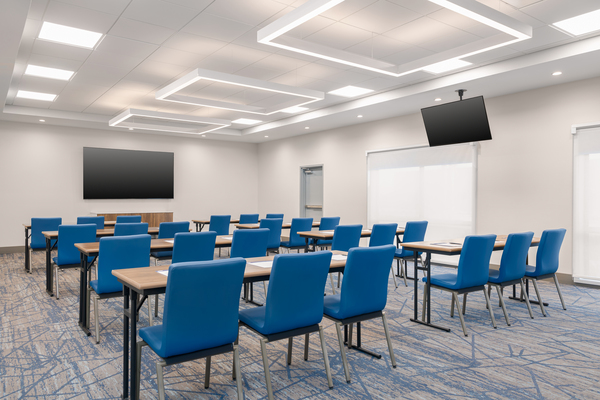 Holiday Inn Express & Suites DFW Airport SW - Euless
