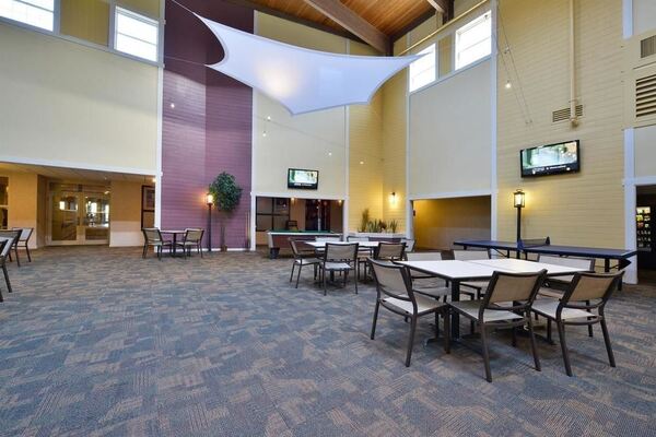 Best Western Plus - Steeplegate Inn