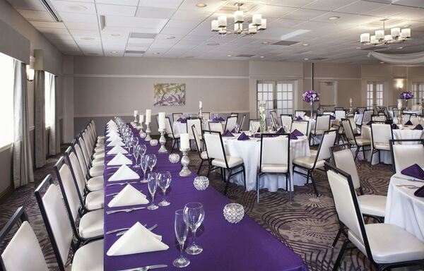 Best Western Plus - Steeplegate Inn