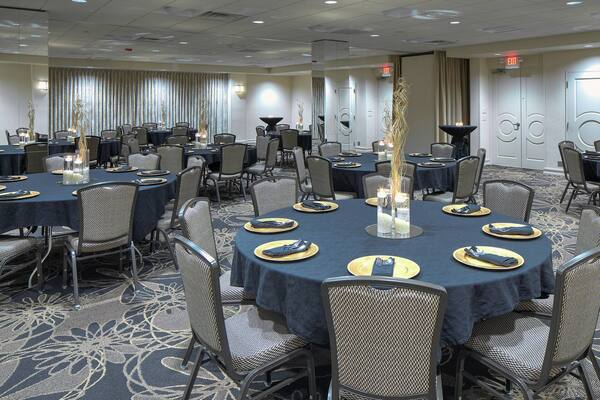 DoubleTree by Hilton Madison Downtown