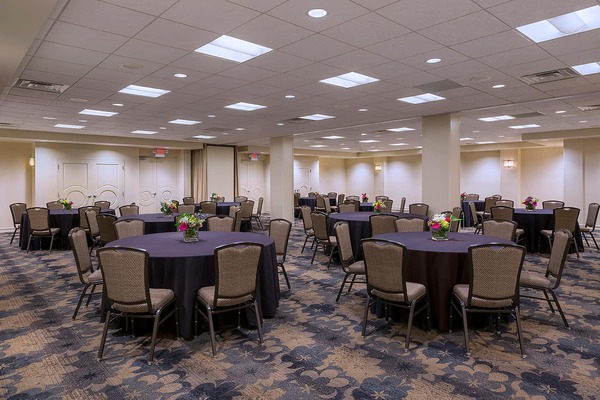 DoubleTree by Hilton Madison Downtown