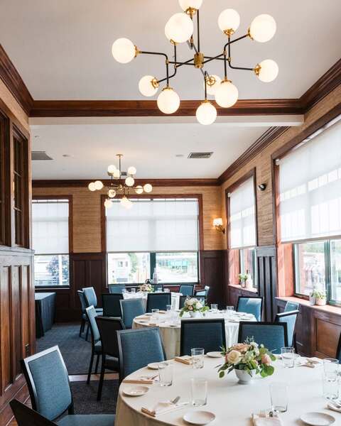 Iron Works Tavern-Hilton Garden Inn