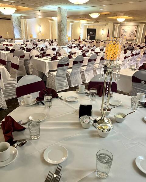Ilio DiPaolo's Restaurant and Banquet Facility