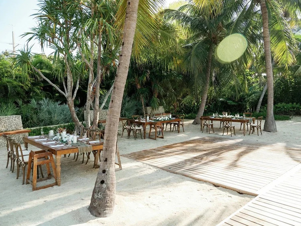 Marker 88 Restaurant