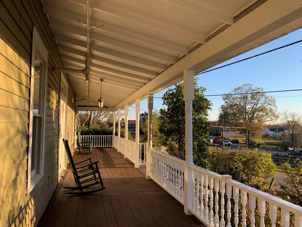 Woodbridge Inn/Woodbridge Tavern