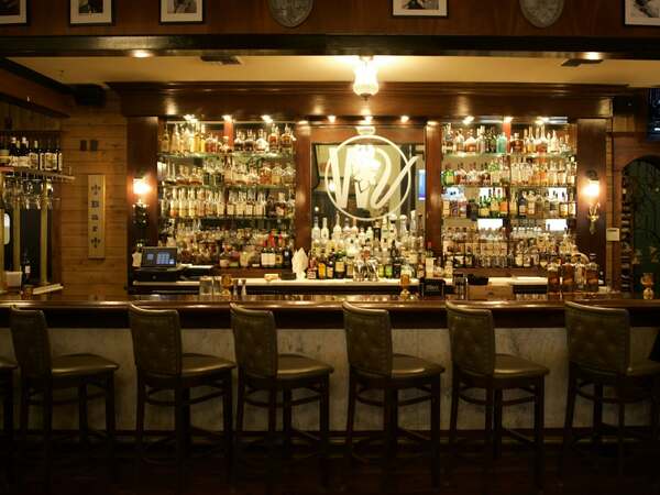 Whiskey & Vine